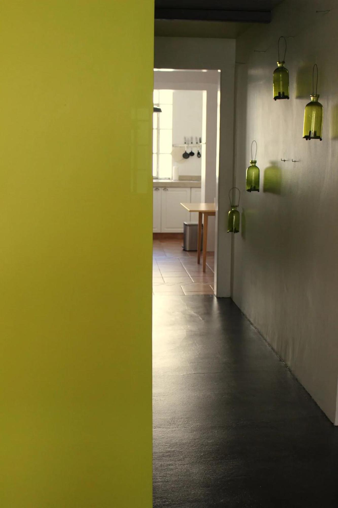 1bd Flat Near Lissabon